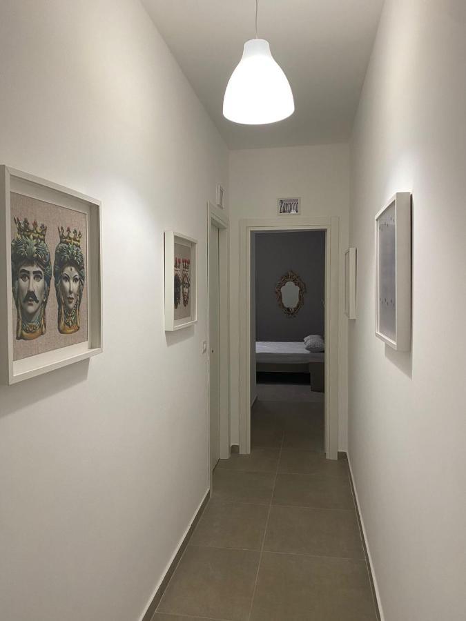 Aeroporto Katane Rooms Catania Bagian luar foto