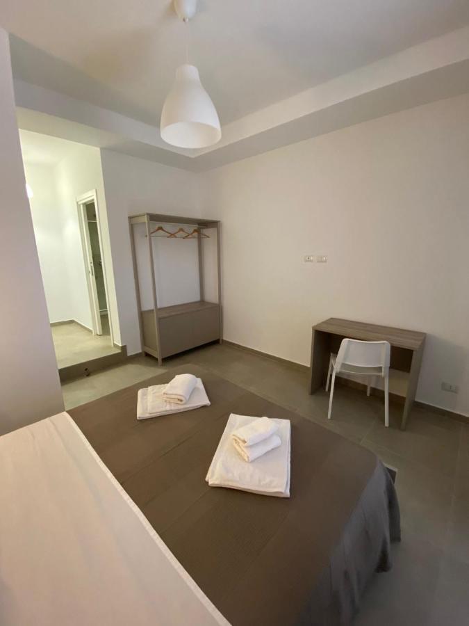 Aeroporto Katane Rooms Catania Bagian luar foto